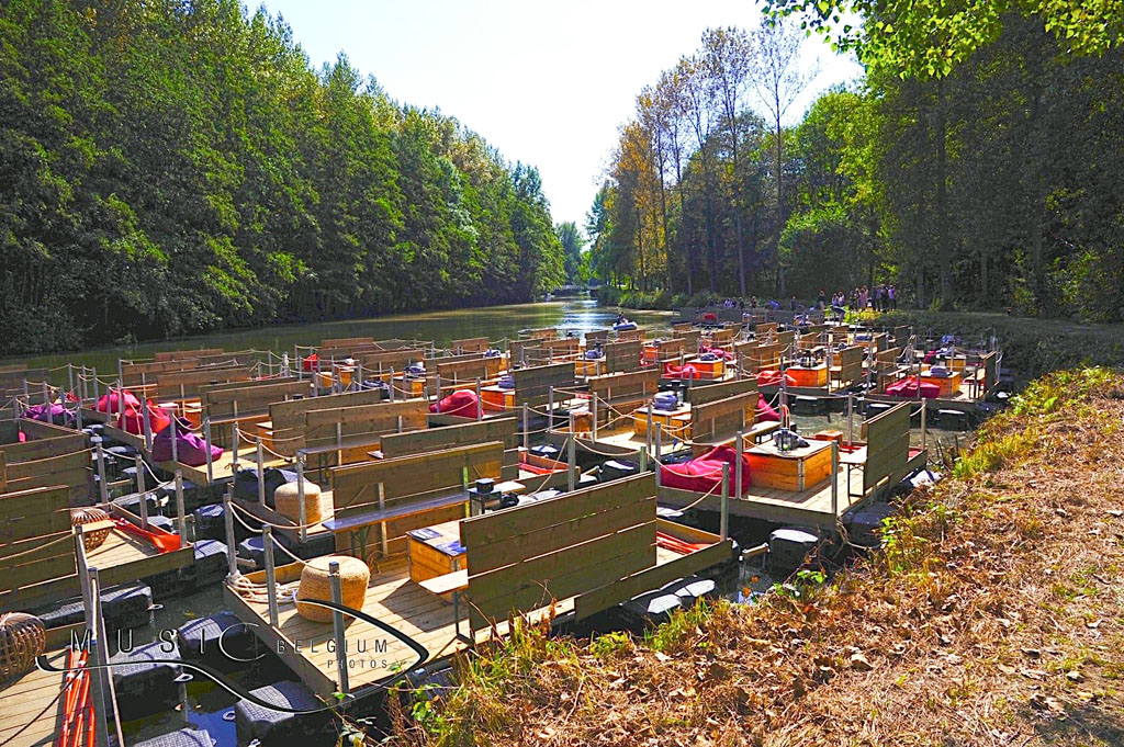 © Etienne Tordoir @musicbelgiumphotos Paradise Down By The lake © Etienne Tordoir @musicbelgiumphotos Paradise Down By The lake