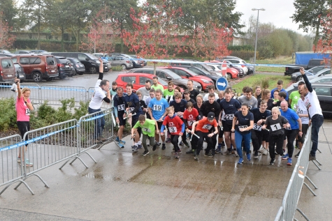 4 Uren Run & Bike 2021 - Opbrengst - © Bennie Vanderpiete 4 Uren Run & Bike 2021 - Opbrengst - © Bennie Vanderpiete