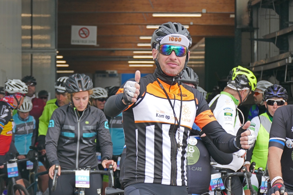 1.000 km tegen kanker Lochristi FlorAmor 1.000 km tegen kanker Lochristi FlorAmor