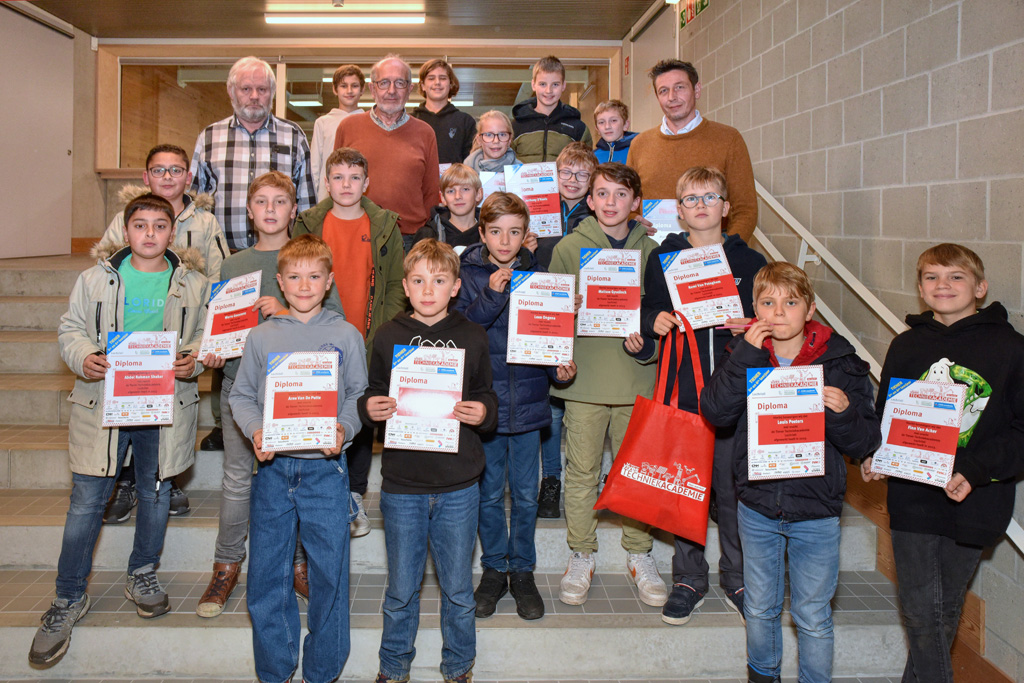 Tiener Techniekacademie 2023 © Bennie Vanderpiete Tiener Techniekacademie 2023 © Bennie Vanderpiete